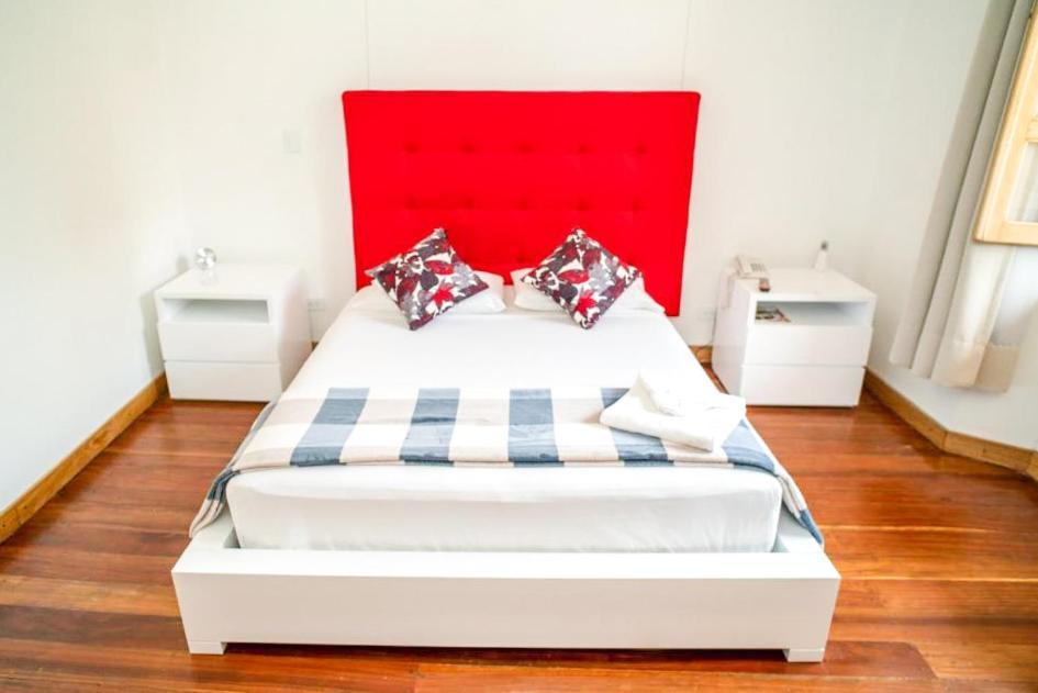 La Mercedes Hostal Boutique Кали Екстериор снимка