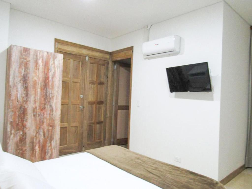La Mercedes Hostal Boutique Кали Екстериор снимка